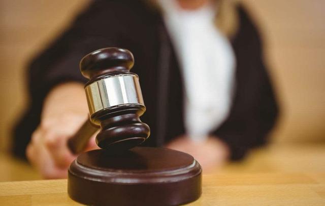 中新网评：面对伤人案，中国社会始终与善良正义站在一起