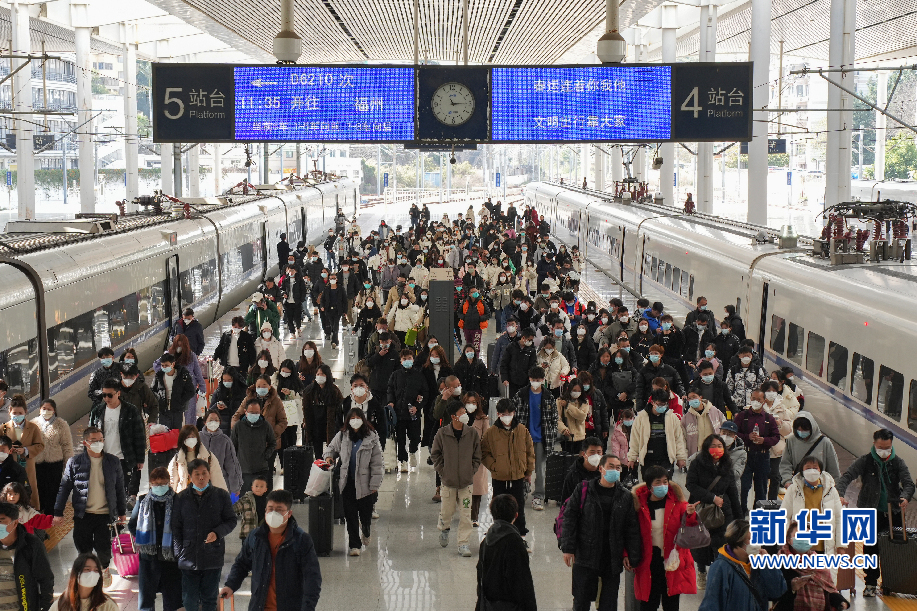 南铁迎国庆假期返程客流最高峰 预计发送旅客154.8万人次