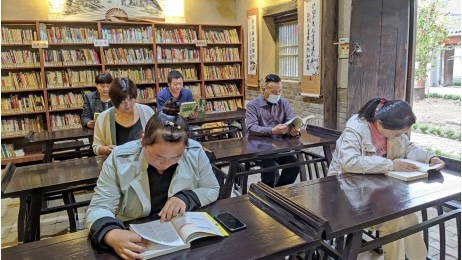 上海推进乡村文旅融合发展：“农家书屋”汇聚书香与烟火气
