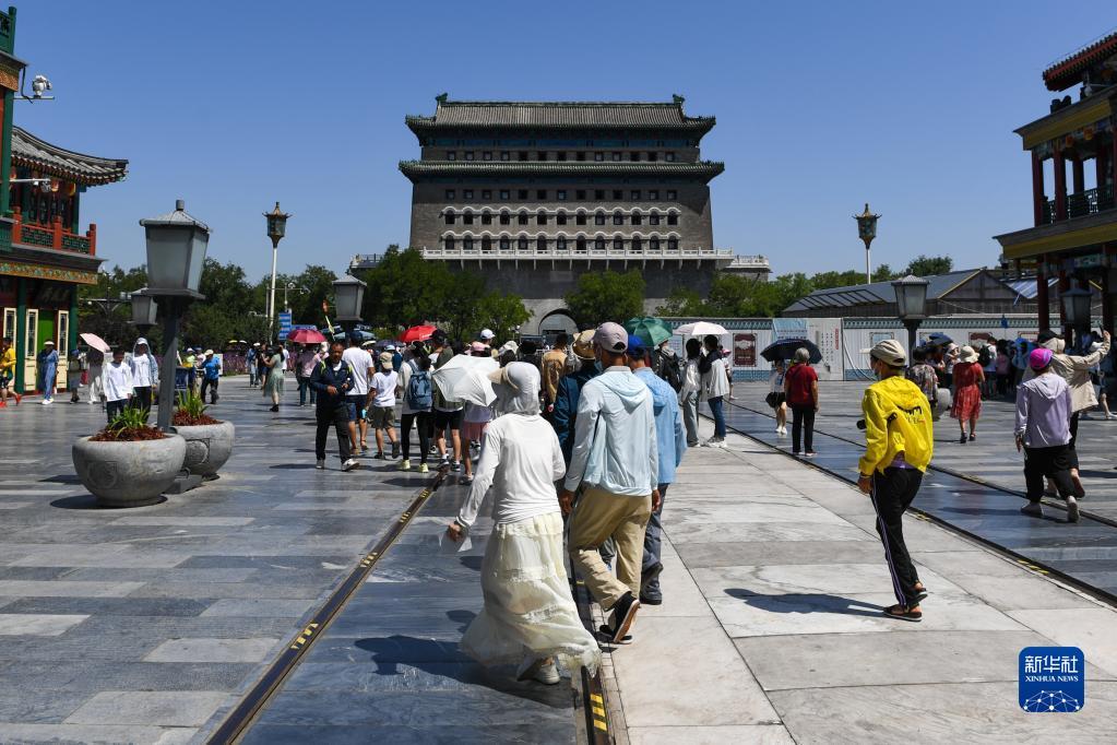 北京：秋日前门旅游热