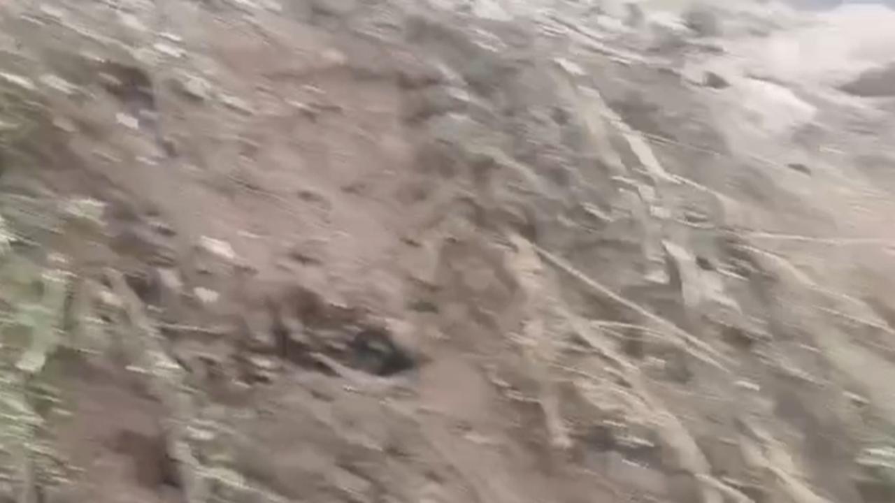 贵州遵义发生山体塌方，1辆摩托失联