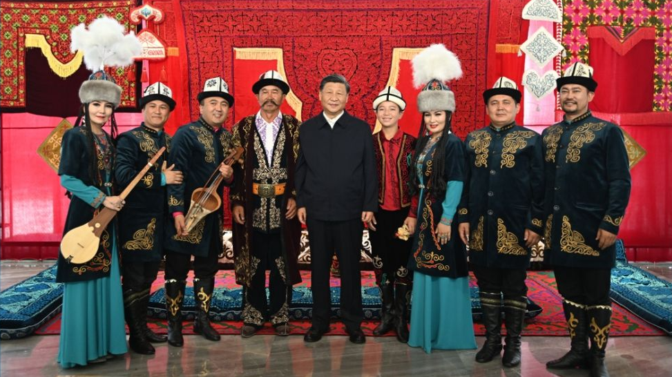 学习新语·非遗｜“年轻一代要很好培养，更好加强非物质文化遗产保护传承”