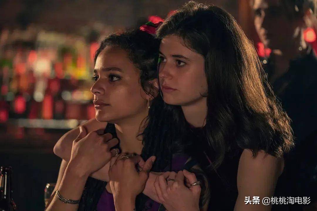 飙到全球热榜第一，网飞新剧又赢麻了