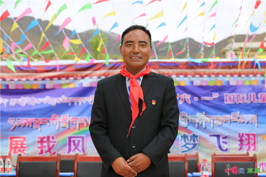 西藏墨竹工卡县日多乡中心小学副校长宋玉刚——用心用情浇灌高原格桑花