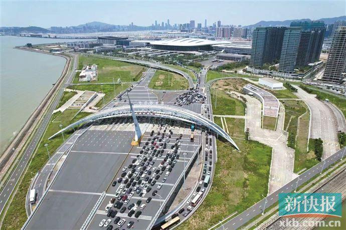 （粤港澳大湾区）港珠澳大桥珠海公路口岸出境“货兼客”通道启用