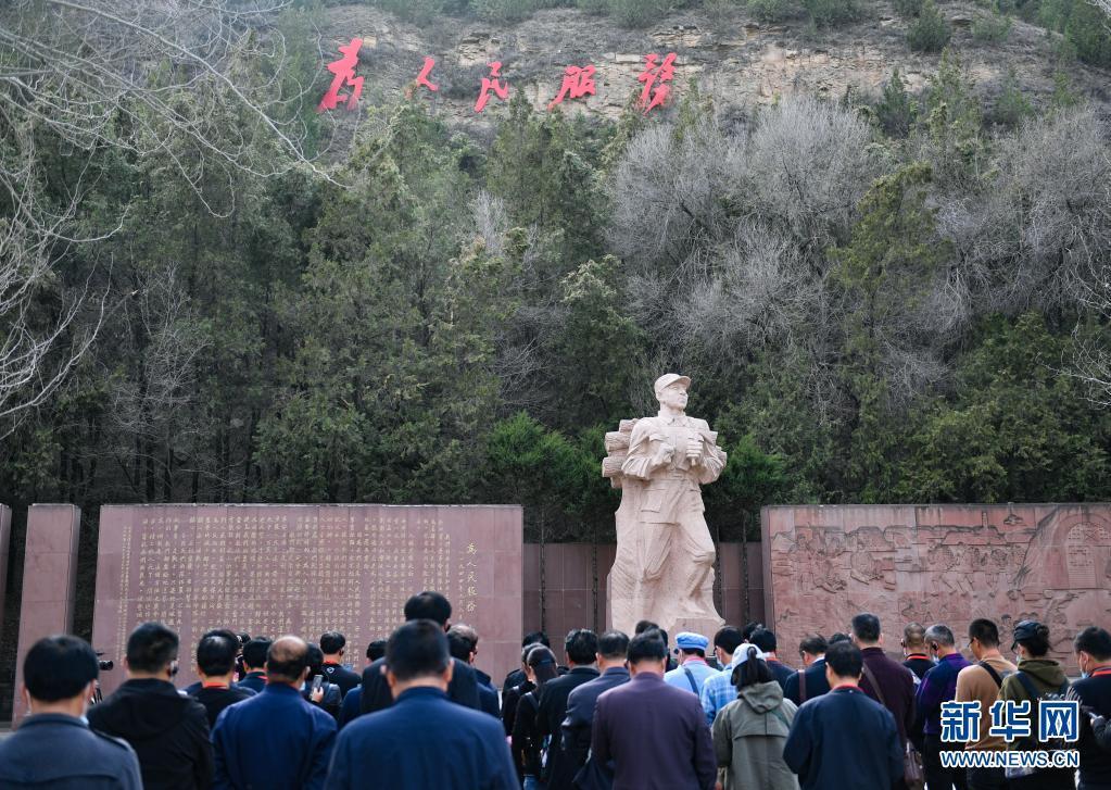 延河水奔涌不息为民情怀永存探寻延安精神背后服务人民的坚定信念