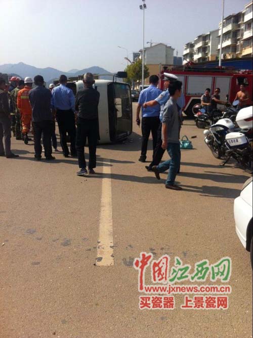 景德镇悲剧引发广泛关注 一家三口遇车祸不幸身亡 肇事司机已被警方刑事拘留