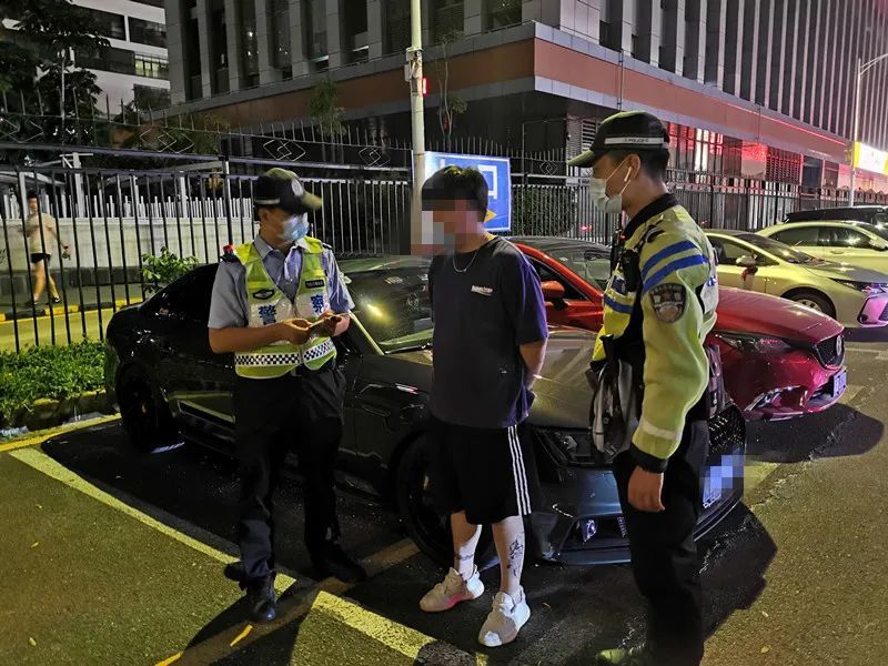 市区疯狂飙车男子被警方拘留违法行为引发社会广泛关注与讨论