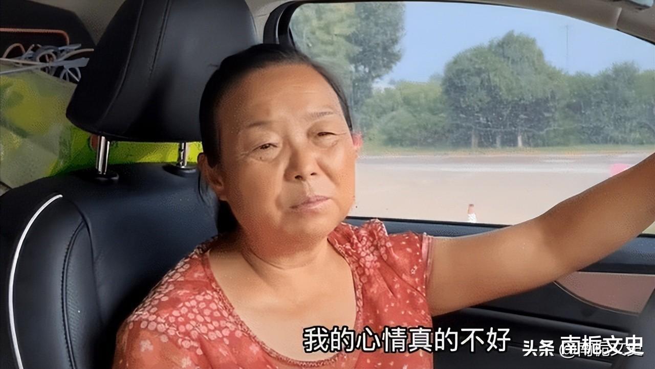 退休阿姨苏敏的自驾游历程依靠退休金旅行没钱了就静待工资再启程