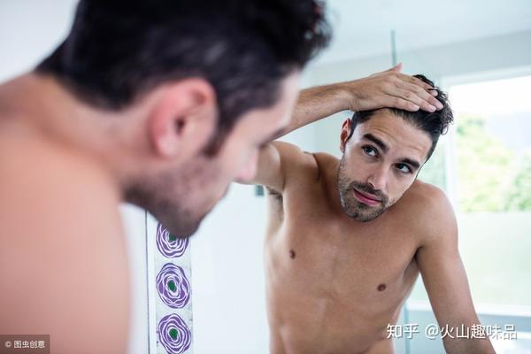 男人们开始探索美丽的魅力悄然追求变美与自信生活的全新旅程