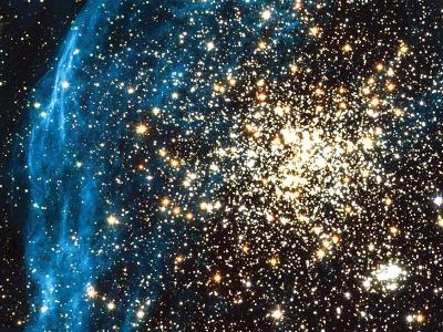 探索宇宙繁星璀璨的秘密为何夜空依旧神秘而昏暗背后隐藏了哪些科学原理呢