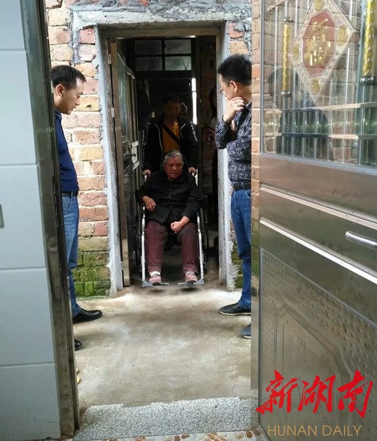 全新篇章湖南新化助残无障碍家改造爱心点亮每一个角落