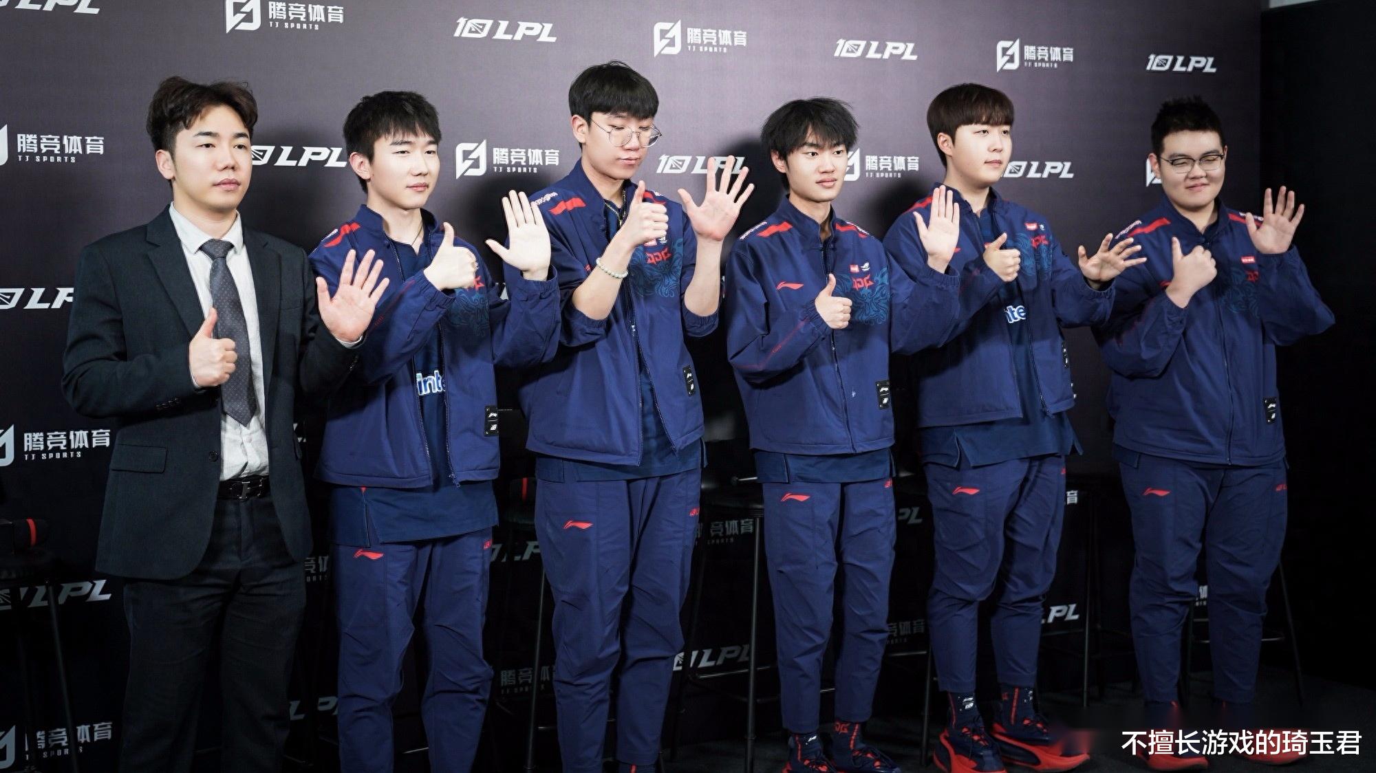 S14瑞士轮BLG战胜PSG精彩对决揭示未来争夺战的关键走势