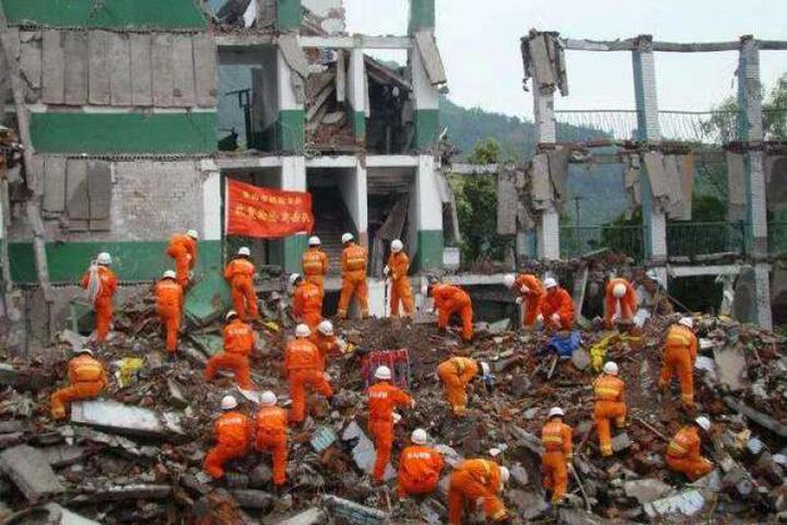 中国唯一以抗震救灾为主题的讽刺影片引发热议揭示灾后重建中的深刻社会问题