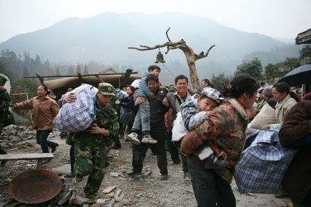 中国唯一以抗震救灾为主题的讽刺影片引发热议揭示灾后重建中的深刻社会问题