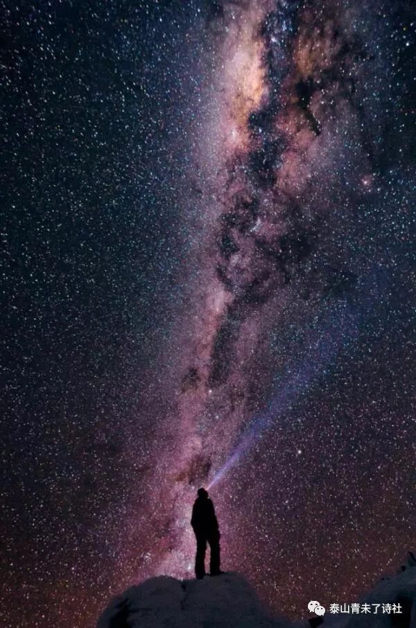 仰望星空感受每颗星星点灯般的光辉如何照亮你的人生旅程