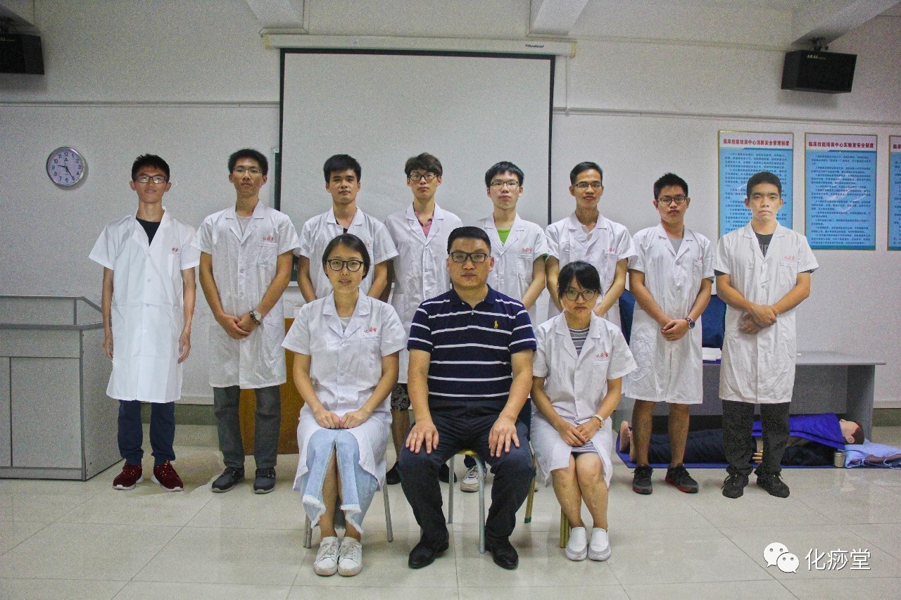 广州医学生凭借专业知识成功识别危重病症力挽狂澜拯救患者生命
