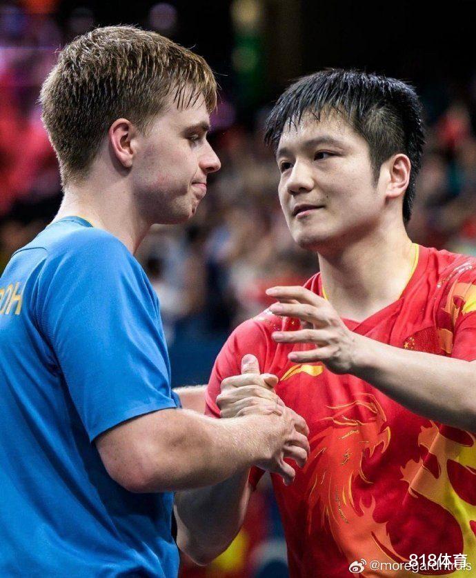 樊振东坦言输给费德勒无怨无悔 这场比赛教会了我成长与坚持的重要性