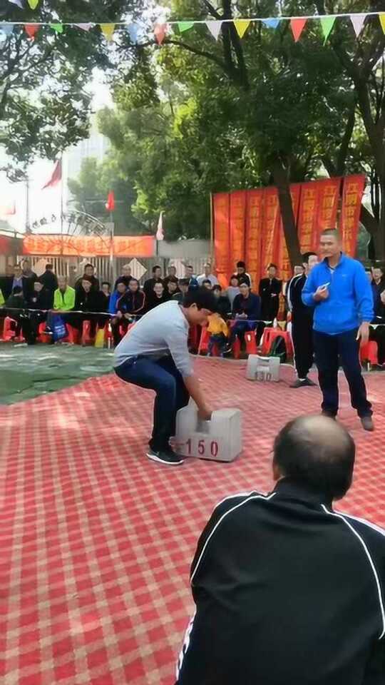 高手在民间 挂哥一秒十题挑战引发观众热议 你准备好迎接这场智慧比拼了吗