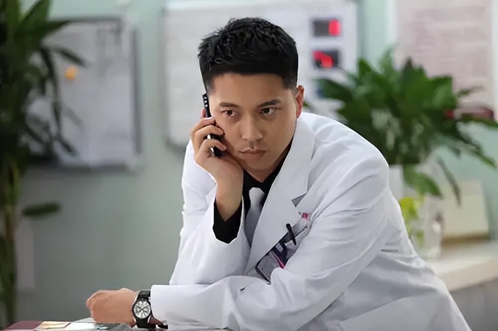 赵医生暗恋王志猩的秘密故事你绝对想知道的情感内幕大揭秘