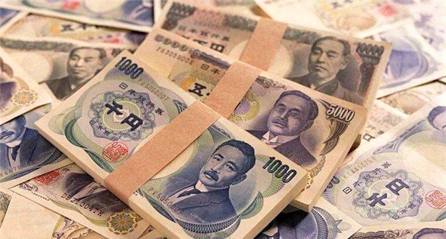 日本中产在通缩困境中如何调整生活方式以应对经济压力