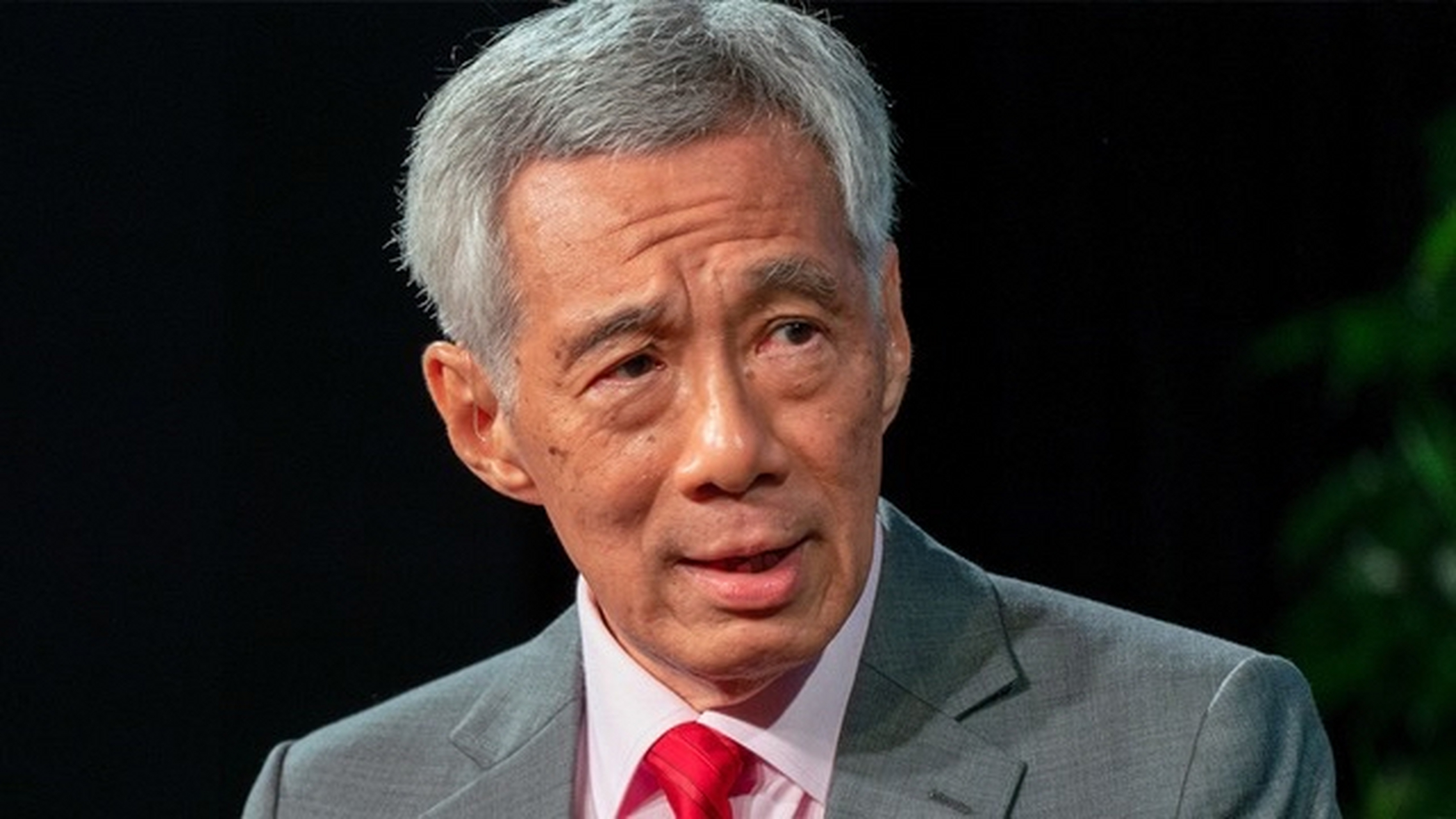 李显龙警告中美关系紧张的潜在风险 中美防长激辩引发全球关注与思考