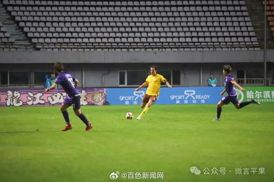 广西平果哈嘹与延边龙鼎苦战上半场未分胜负 乔瓦尼上演精彩一条龙挑战防线