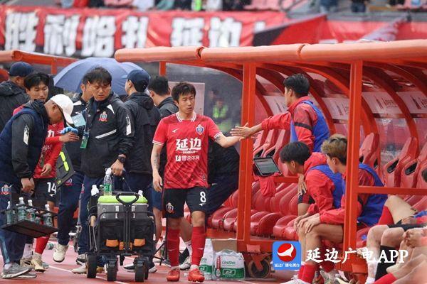 广西平果哈嘹与延边龙鼎苦战上半场未分胜负 乔瓦尼上演精彩一条龙挑战防线