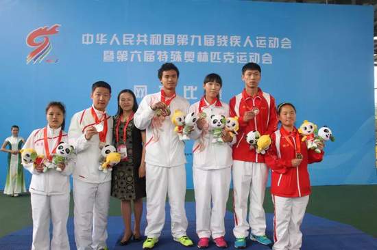 重庆七运会东川运动员再创佳绩获奖38金25银13铜 体坛英雄闪耀全场