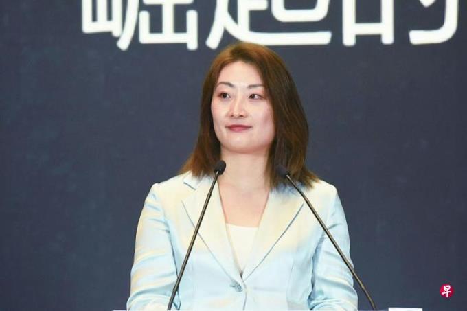 宗馥莉正式接管娃哈哈集团公司股份展现女性领导力新风貌