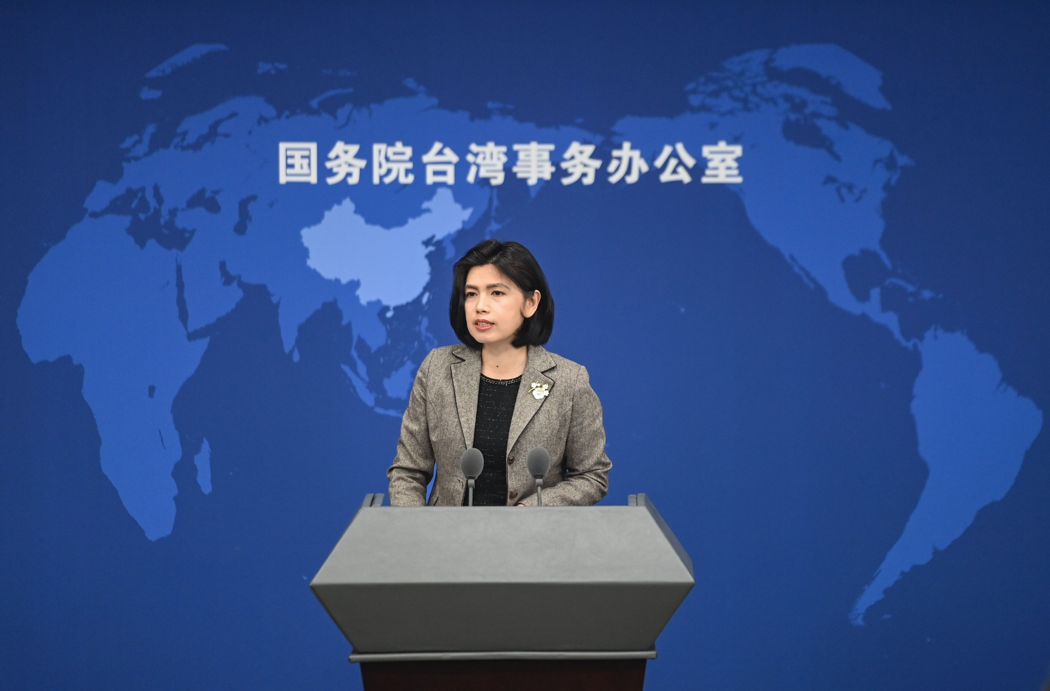 商务部新闻发言人就台湾地区对大陆贸易限制措施答记者问