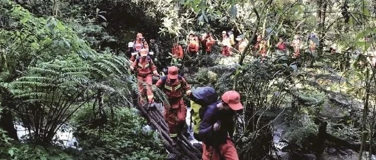 哀牢山震撼故事徒步团半个月报名火爆 曾发生狩猎悲剧误杀同伴教训深刻