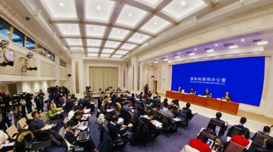 财政部主要领导齐聚发布会 重要信息频出引发广泛关注与讨论