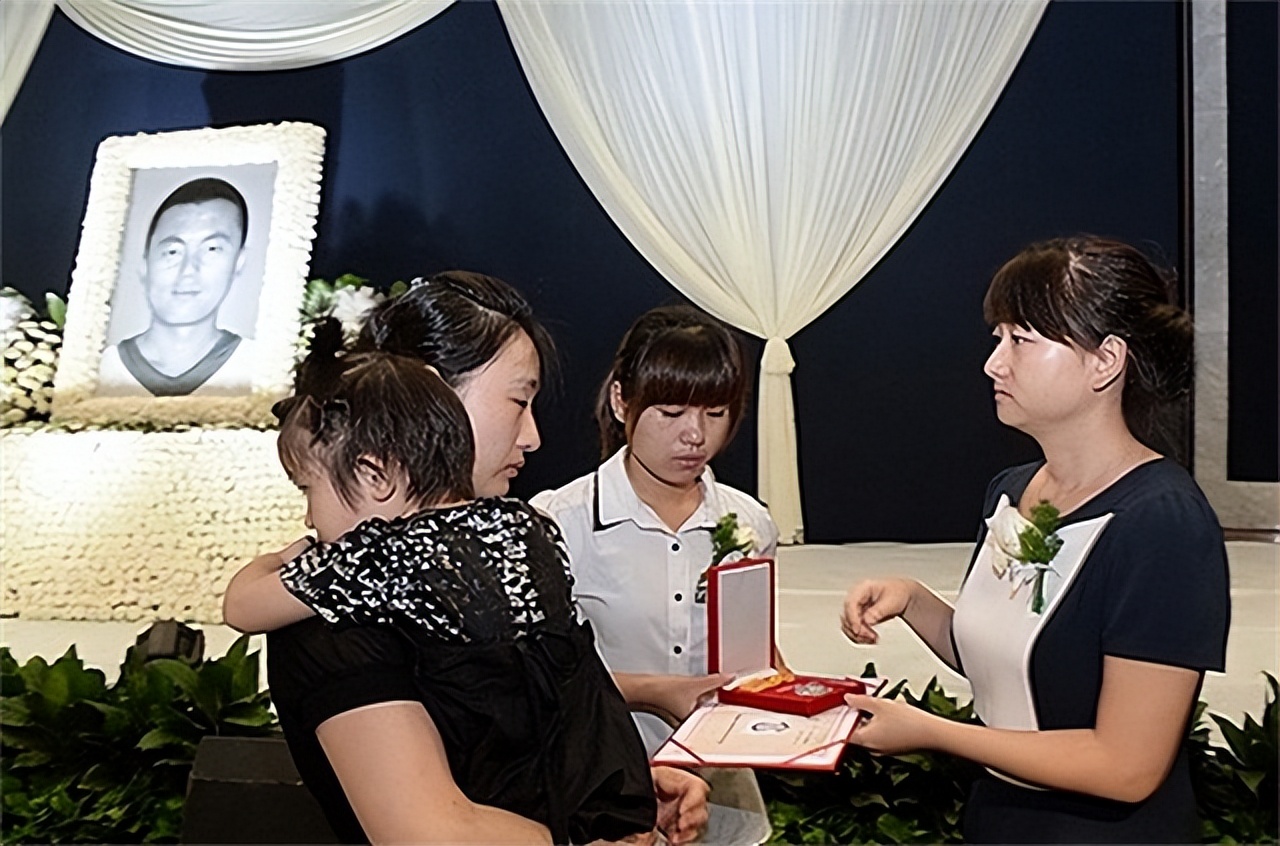 陈情送别刘丽英追忆之际 同胞共聚京城缅怀这位杰出女性的辉煌人生